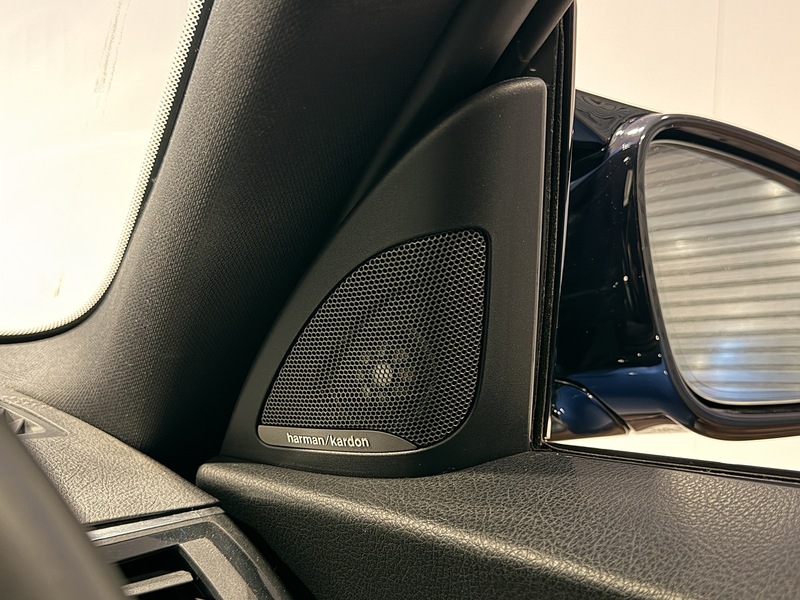 BMW 1 Series M140i Shadow Edition - U216