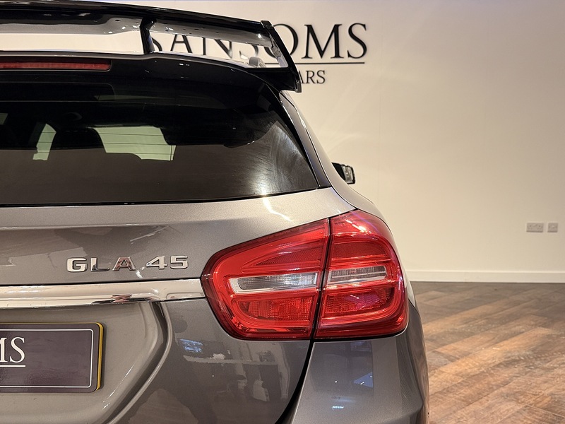 Mercedes-Benz GLA 2.0 GLA45 AMG (Premium) SUV 5dr Petrol SpdS DCT 4MATIC Euro 6 (s/s) (381 ps) - U217