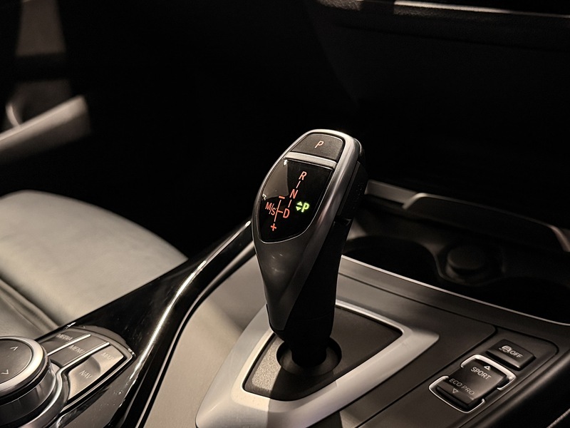 BMW 1 Series 3.0 M140i GPF Shadow Edition Hatchback 5dr Petrol Auto Euro 6 (s/s) (340 ps) - U218