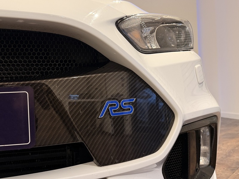 Ford Focus 2.3T EcoBoost RS Hatchback 5dr Petrol Manual AWD Euro 6 (s/s) (350 ps) - U222