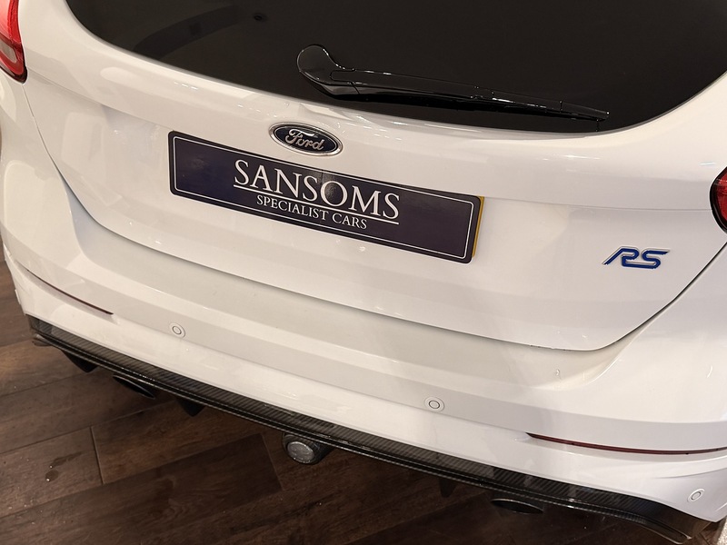 Ford Focus 2.3T EcoBoost RS Hatchback 5dr Petrol Manual AWD Euro 6 (s/s) (350 ps) - U222