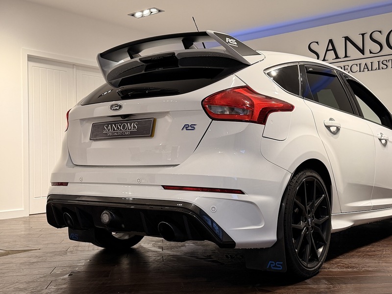 Ford Focus 2.3T EcoBoost RS Hatchback 5dr Petrol Manual AWD Euro 6 (s/s) (350 ps) - U222