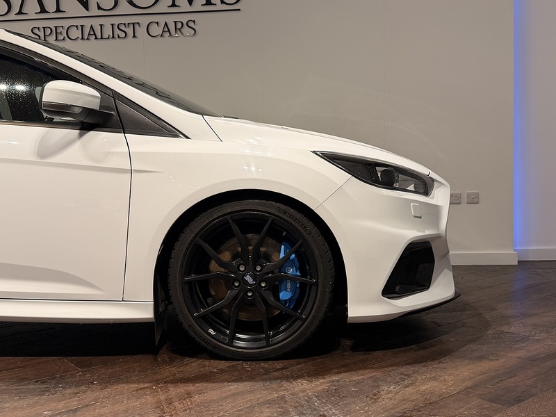 Ford Focus 2.3T EcoBoost RS Hatchback 5dr Petrol Manual AWD Euro 6 (s/s) (350 ps) - U222