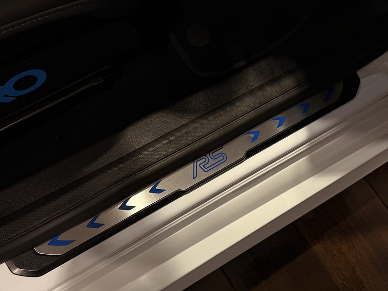 Ford Focus 2.3T EcoBoost RS Hatchback 5dr Petrol Manual AWD Euro 6 (s/s) (350 ps) - U222