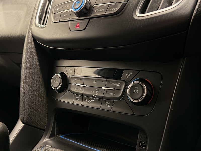 Ford Focus 2.3T EcoBoost RS Hatchback 5dr Petrol Manual AWD Euro 6 (s/s) (350 ps) - U222