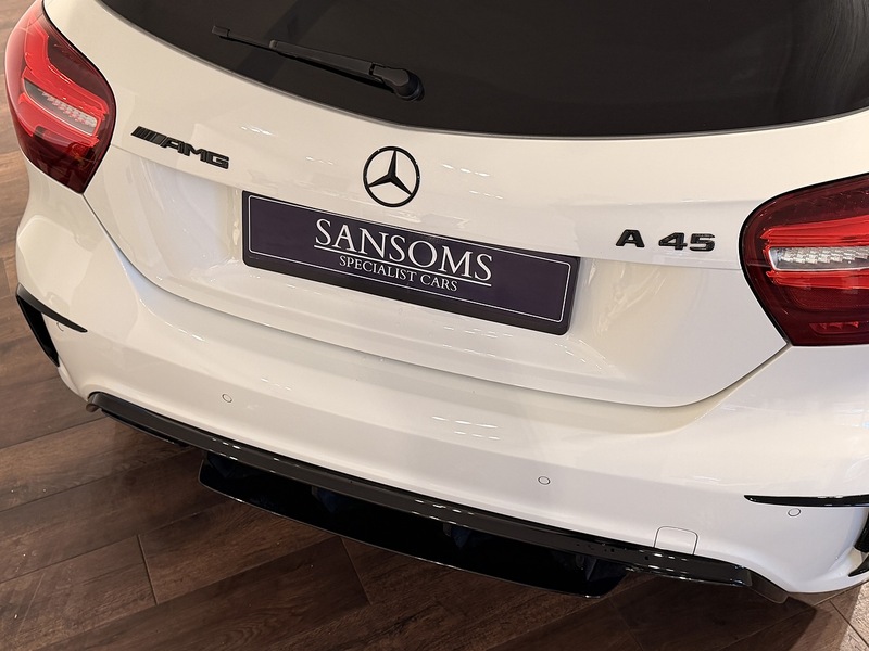 Mercedes-Benz A Class 2.0 A45 AMG (Premium) Hatchback 5dr Petrol SpdS DCT 4MATIC Euro 6 (s/s) (381 ps) - U226