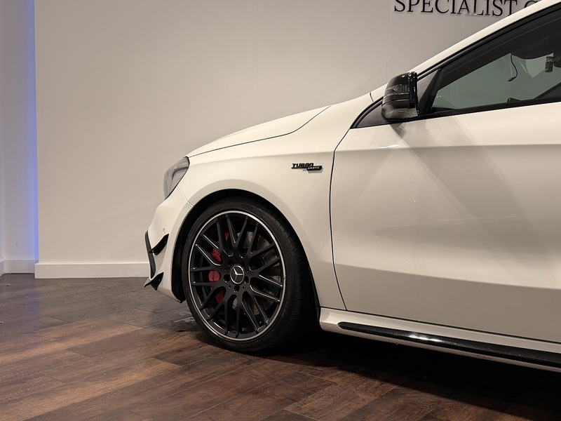 Mercedes-Benz A Class 2.0 A45 AMG (Premium) Hatchback 5dr Petrol SpdS DCT 4MATIC Euro 6 (s/s) (381 ps) - U226