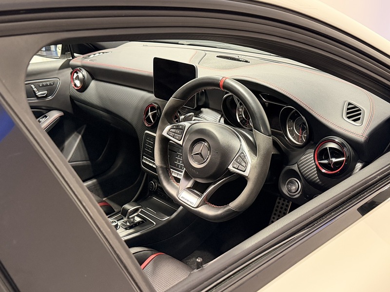 Mercedes-Benz A Class 2.0 A45 AMG (Premium) Hatchback 5dr Petrol SpdS DCT 4MATIC Euro 6 (s/s) (381 ps) - U226