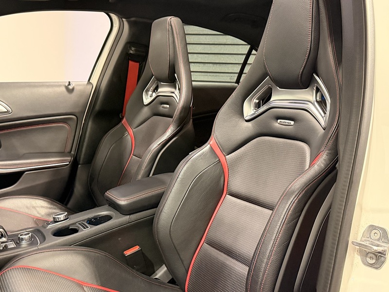 Mercedes-Benz A Class 2.0 A45 AMG (Premium) Hatchback 5dr Petrol SpdS DCT 4MATIC Euro 6 (s/s) (381 ps) - U226