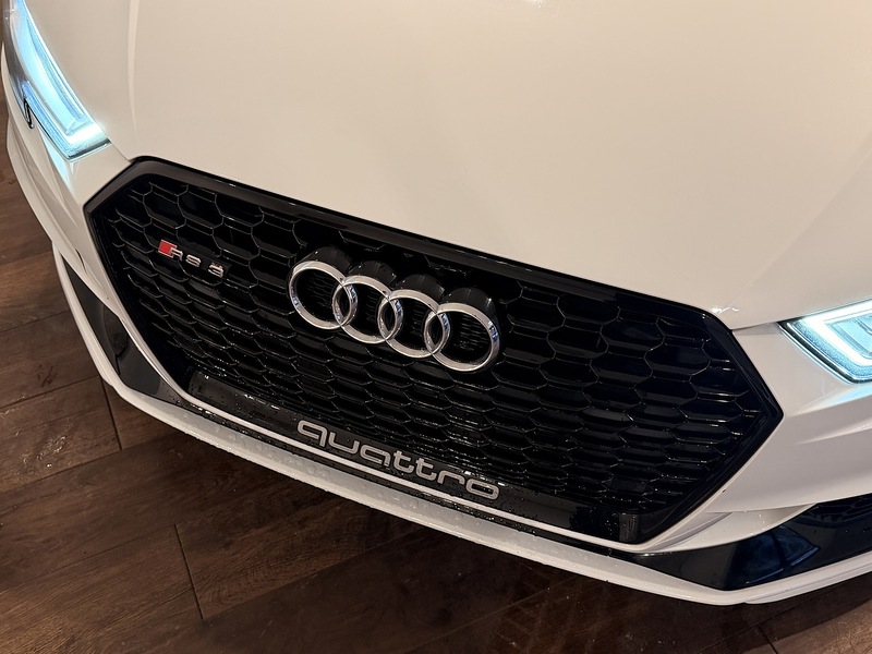 Audi RS3 2.5 TFSI Sportback 5dr Petrol S Tronic quattro Euro 6 (s/s) (400 ps) - U229