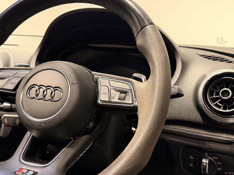 Audi RS3 2.5 TFSI Sportback 5dr Petrol S Tronic quattro Euro 6 (s/s) (400 ps) - U229