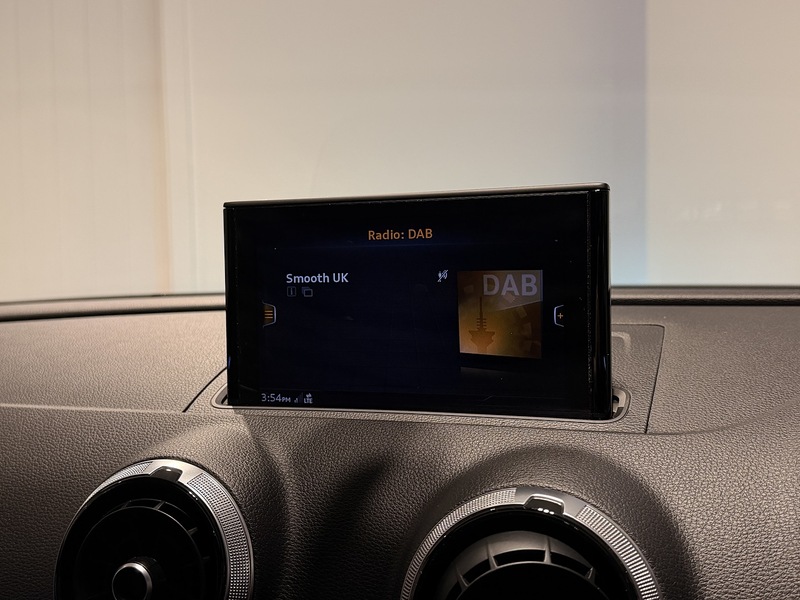 Audi RS3 2.5 TFSI Sportback 5dr Petrol S Tronic quattro Euro 6 (s/s) (400 ps) - U229