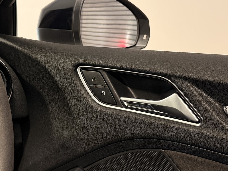 Audi RS3 2.5 TFSI Sportback 5dr Petrol S Tronic quattro Euro 6 (s/s) (400 ps) - U229