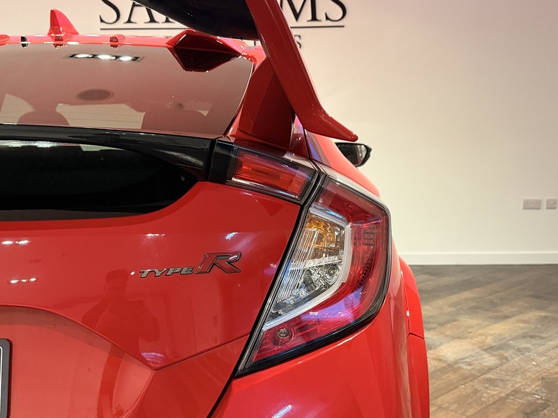 Honda Civic 2.0 i-VTEC Type R GT Hatchback 5dr Petrol Manual Euro 6 (s/s) (320 ps) - U230