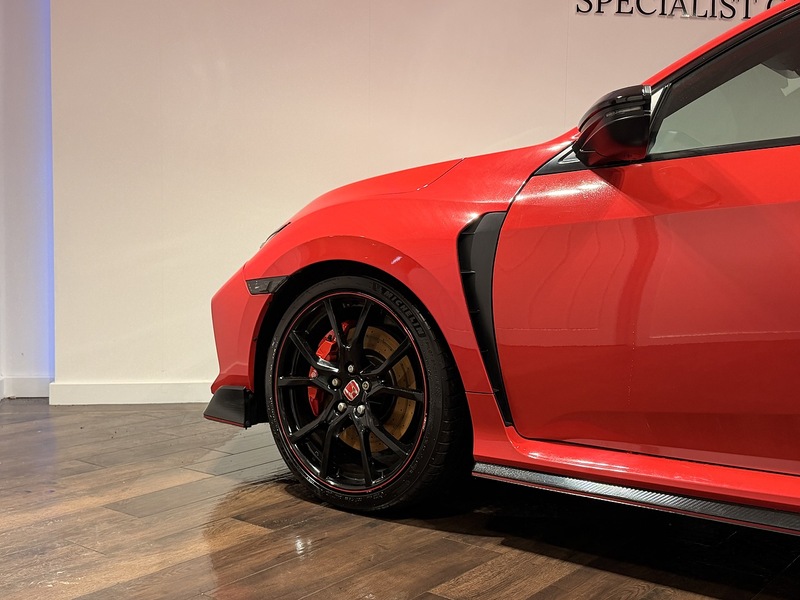 Honda Civic 2.0 i-VTEC Type R GT Hatchback 5dr Petrol Manual Euro 6 (s/s) (320 ps) - U230