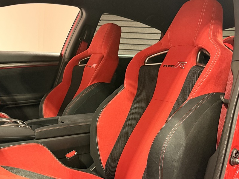 Honda Civic 2.0 i-VTEC Type R GT Hatchback 5dr Petrol Manual Euro 6 (s/s) (320 ps) - U230