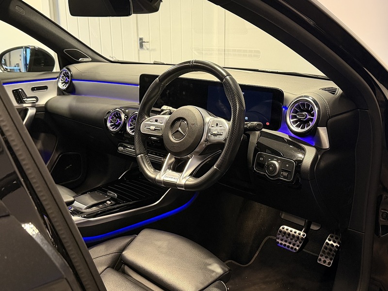 Mercedes-Benz A Class 2.0 A35 AMG (Premium Plus) Hatchback 5dr Petrol 7G-DCT 4MATIC Euro 6 (s/s) (306 ps) - U251