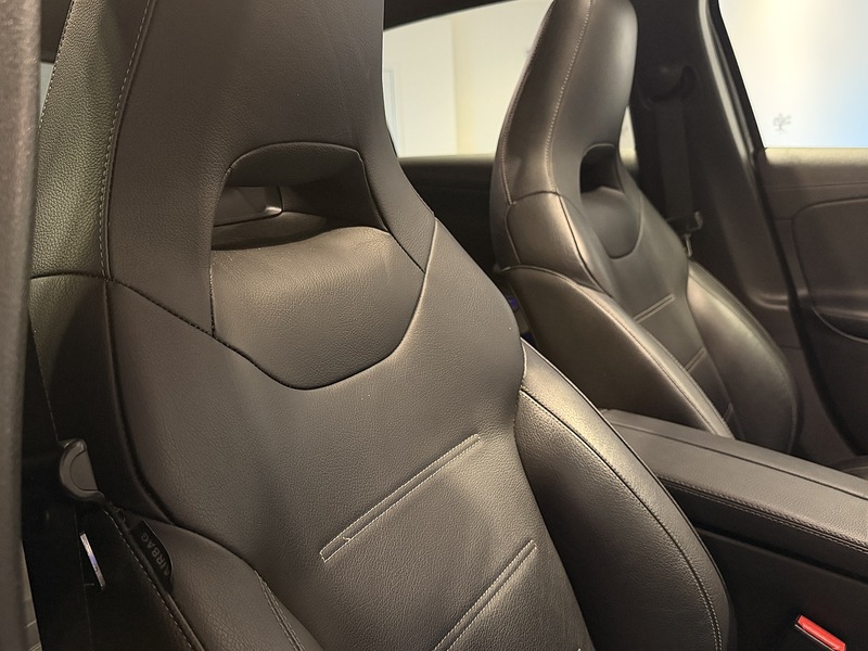 Mercedes-Benz A Class 2.0 A35 AMG (Premium Plus) Hatchback 5dr Petrol 7G-DCT 4MATIC Euro 6 (s/s) (306 ps) - U251