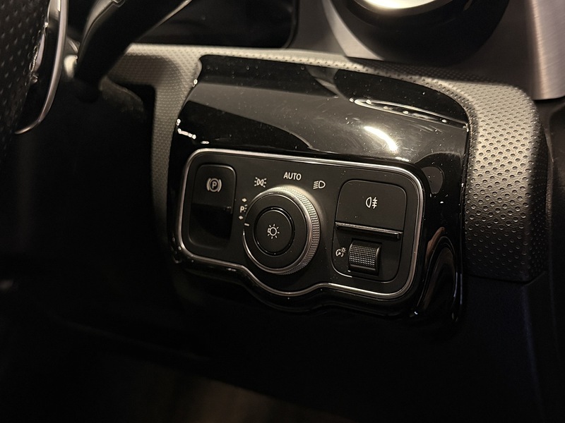 Mercedes-Benz A Class 2.0 A35 AMG (Premium Plus) Hatchback 5dr Petrol 7G-DCT 4MATIC Euro 6 (s/s) (306 ps) - U251