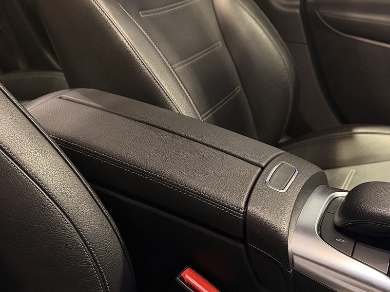 Mercedes-Benz A Class 2.0 A35 AMG (Premium Plus) Hatchback 5dr Petrol 7G-DCT 4MATIC Euro 6 (s/s) (306 ps) - U251