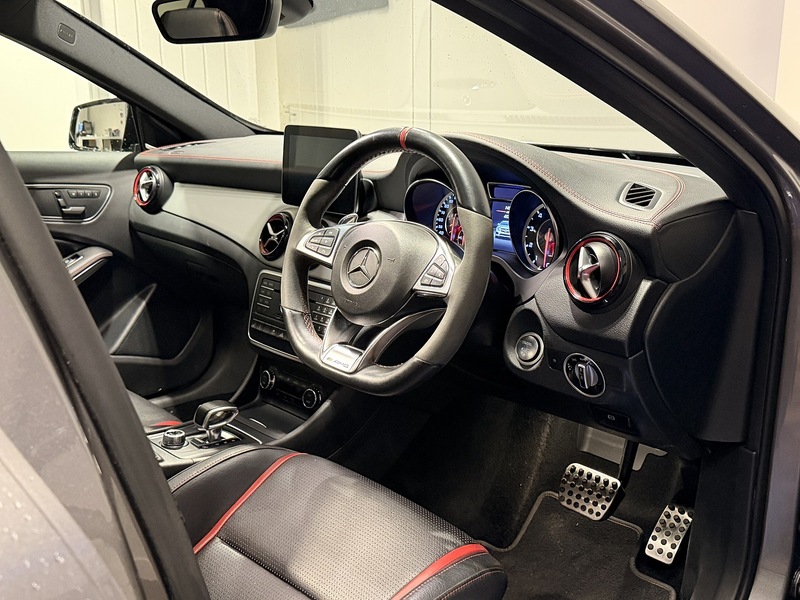 Mercedes-Benz GLA 2.0 GLA45 AMG (Premium) SUV 5dr Petrol SpdS DCT 4MATIC Euro 6 (s/s) (381 ps) - U253