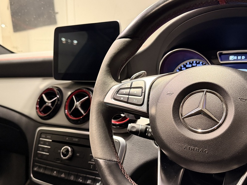 Mercedes-Benz GLA 2.0 GLA45 AMG (Premium) SUV 5dr Petrol SpdS DCT 4MATIC Euro 6 (s/s) (381 ps) - U253