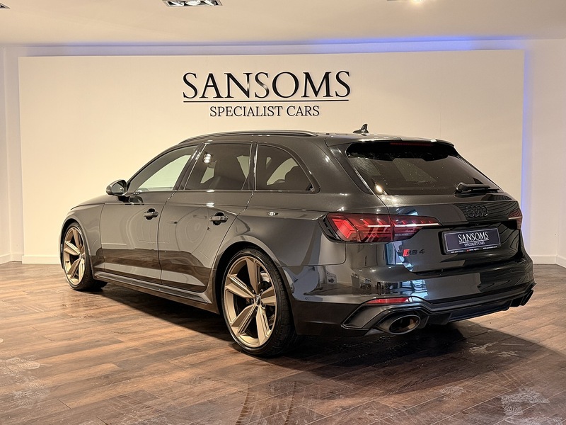 Audi RS4 Avant 2.9 TFSI V6 Bronze Edition Estate 5dr Petrol Tiptronic quattro Euro 6 (s/s) (450 ps) - U254