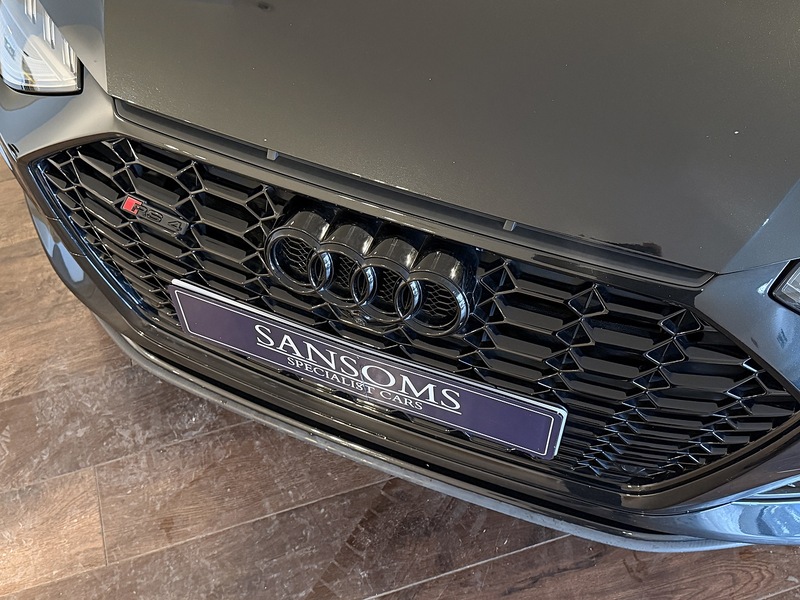 Audi RS4 Avant 2.9 TFSI V6 Bronze Edition Estate 5dr Petrol Tiptronic quattro Euro 6 (s/s) (450 ps) - U254