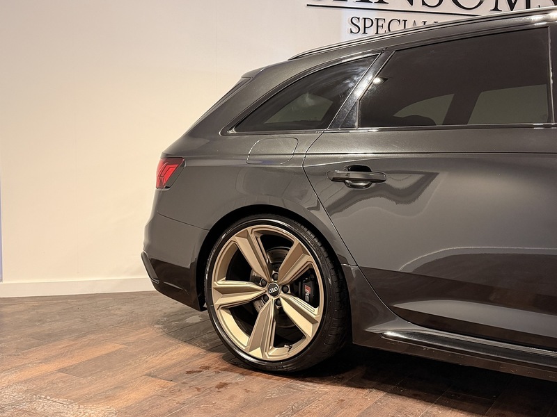 Audi RS4 Avant 2.9 TFSI V6 Bronze Edition Estate 5dr Petrol Tiptronic quattro Euro 6 (s/s) (450 ps) - U254