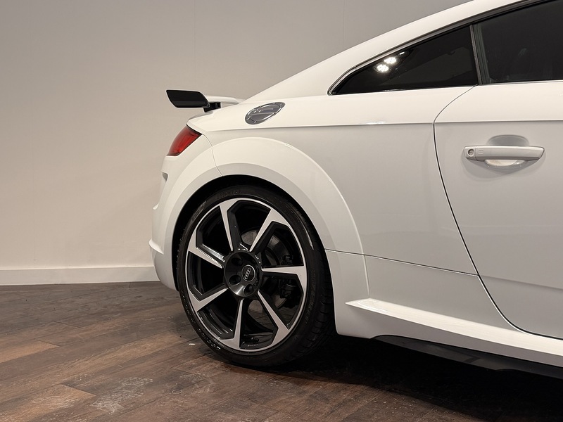Audi TT RS 2.5 TFSI Sport Edition Coupe 3dr Petrol S Tronic quattro Euro 6 (s/s) (400 ps) - U255