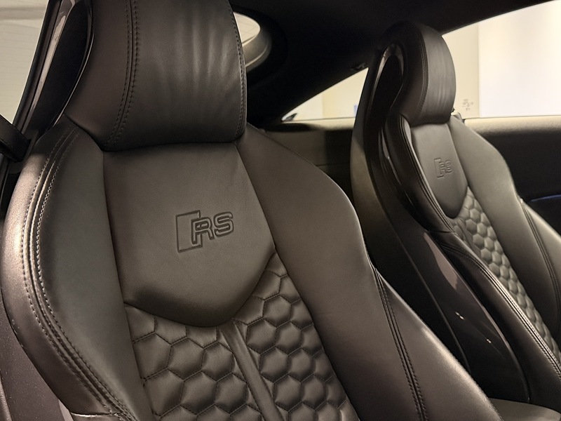 Audi TT RS 2.5 TFSI Sport Edition Coupe 3dr Petrol S Tronic quattro Euro 6 (s/s) (400 ps) - U255