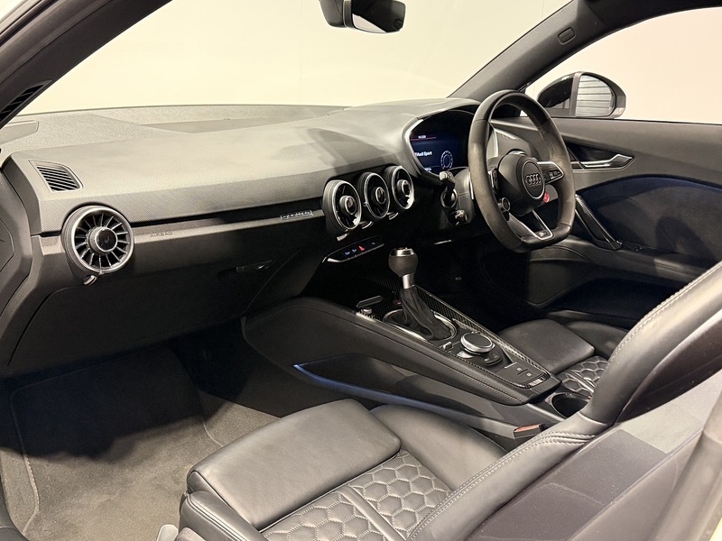 Audi TT RS 2.5 TFSI Sport Edition Coupe 3dr Petrol S Tronic quattro Euro 6 (s/s) (400 ps) - U255