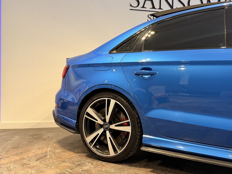 Audi RS3 2.5 TFSI Saloon 4dr Petrol S Tronic quattro Euro 6 (s/s) (400 ps) - U257