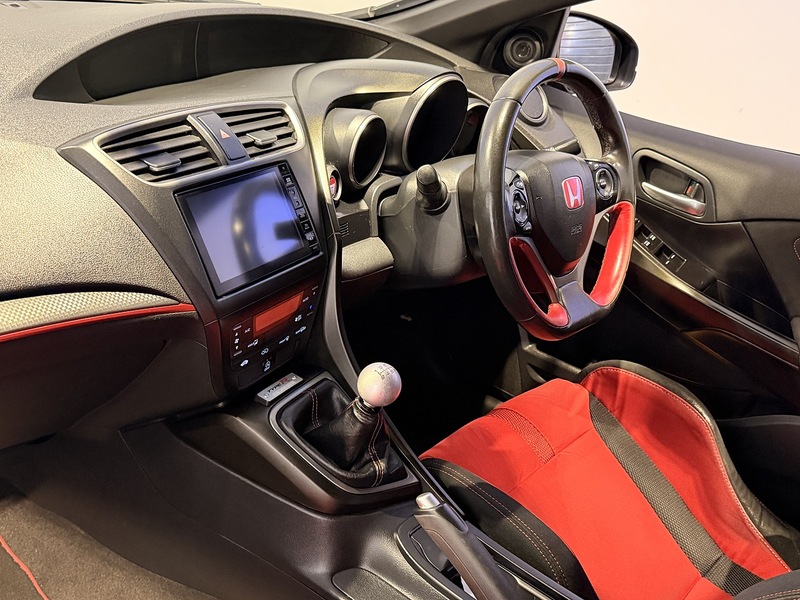 Honda Civic 2.0 i-VTEC Type R Hatchback 5dr Petrol Manual Euro 6 (s/s) (310 ps) - U258