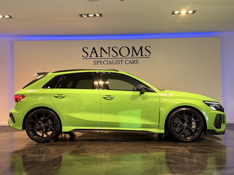 Audi RS3 2.5 TFSI Carbon Black Sportback 5dr Petrol S Tronic quattro Euro 6 (s/s) (400 ps) - U268