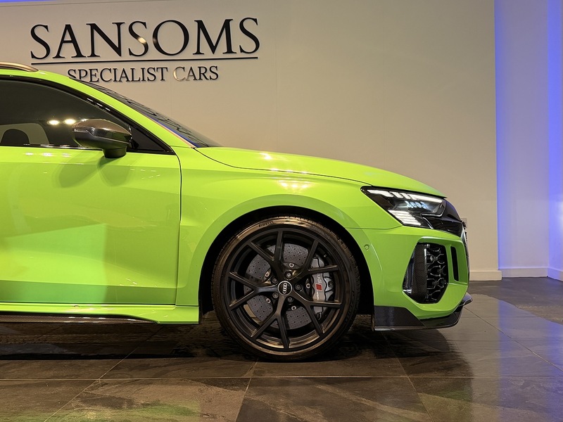 Audi RS3 2.5 TFSI Carbon Black Sportback 5dr Petrol S Tronic quattro Euro 6 (s/s) (400 ps) - U268