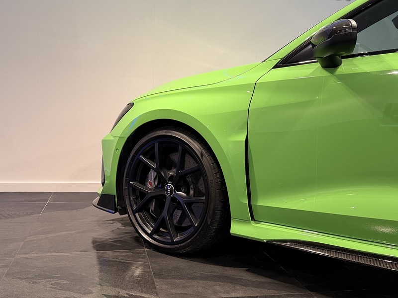 Audi RS3 2.5 TFSI Carbon Black Sportback 5dr Petrol S Tronic quattro Euro 6 (s/s) (400 ps) - U268