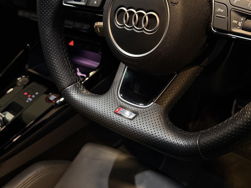 Audi RS3 2.5 TFSI Carbon Black Sportback 5dr Petrol S Tronic quattro Euro 6 (s/s) (400 ps) - U268