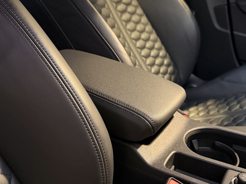 Audi RS3 2.5 TFSI Carbon Black Sportback 5dr Petrol S Tronic quattro Euro 6 (s/s) (400 ps) - U268