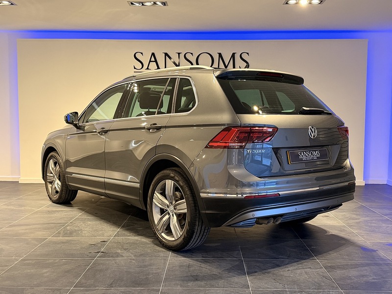 Volkswagen Tiguan 2.0 TDI SEL SUV 5dr Diesel DSG 4Motion Euro 6 (s/s) (150 ps) - U271