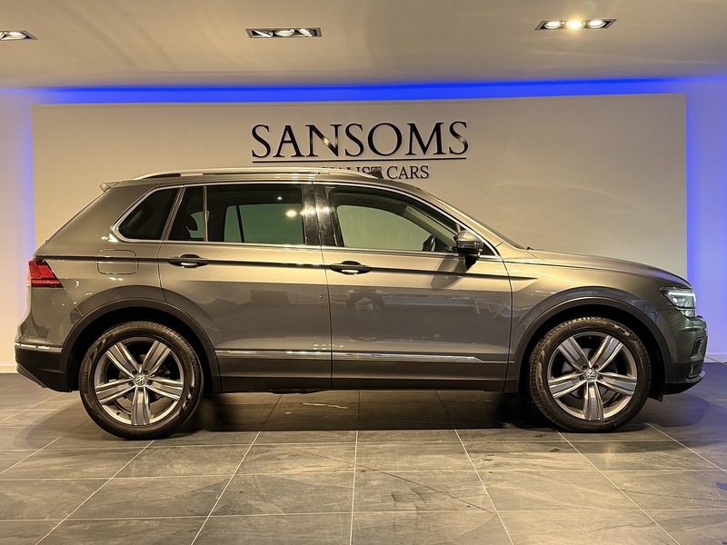 Volkswagen Tiguan 2.0 TDI SEL SUV 5dr Diesel DSG 4Motion Euro 6 (s/s) (150 ps) - U271