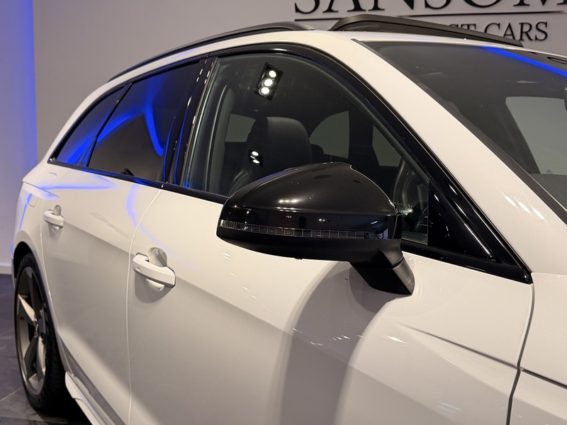 Audi S4 Avant 3.0 TDI V6 Black Edition Estate 5dr Diesel Tiptronic quattro Euro 6 (s/s) (347 ps) - U275