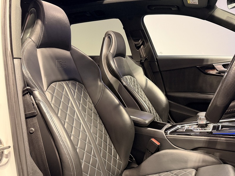 Audi S4 Avant 3.0 TDI V6 Black Edition Estate 5dr Diesel Tiptronic quattro Euro 6 (s/s) (347 ps) - U275