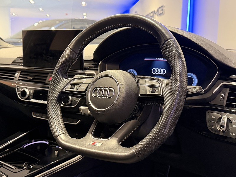 Audi S4 Avant 3.0 TDI V6 Black Edition Estate 5dr Diesel Tiptronic quattro Euro 6 (s/s) (347 ps) - U275