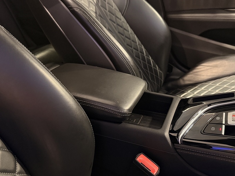 Audi S4 Avant 3.0 TDI V6 Black Edition Estate 5dr Diesel Tiptronic quattro Euro 6 (s/s) (347 ps) - U275