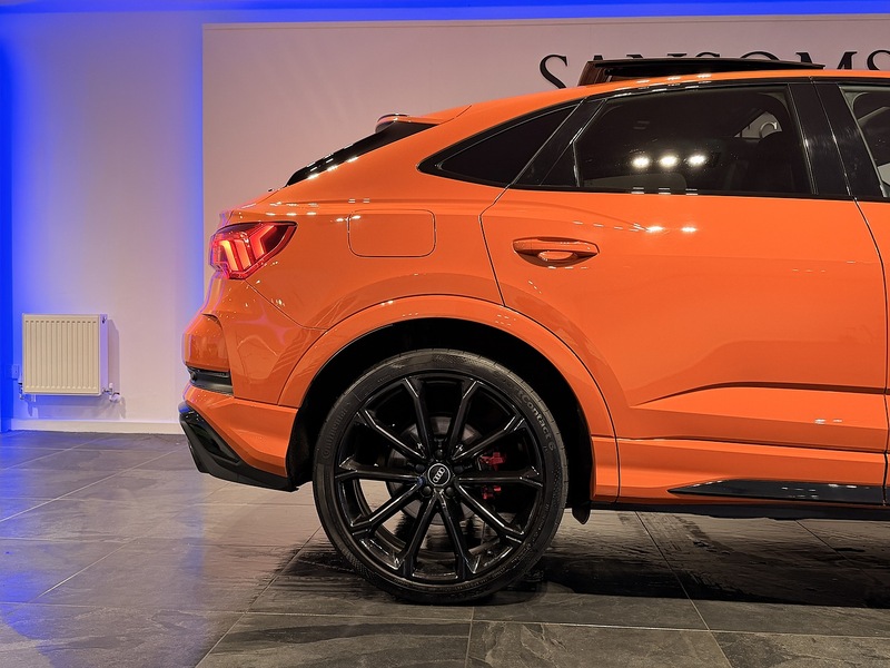 Audi RS Q3 2.5 TFSI Audi Sport Edition Sportback 5dr Petrol S Tronic quattro Euro 6 (s/s) (400 ps) - U284