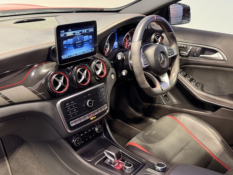 Mercedes-Benz GLA 2.0 GLA45 AMG (Premium) SUV 5dr Petrol AMG SpdS DCT 4MATIC Euro 6 (s/s) (381 ps) - U291