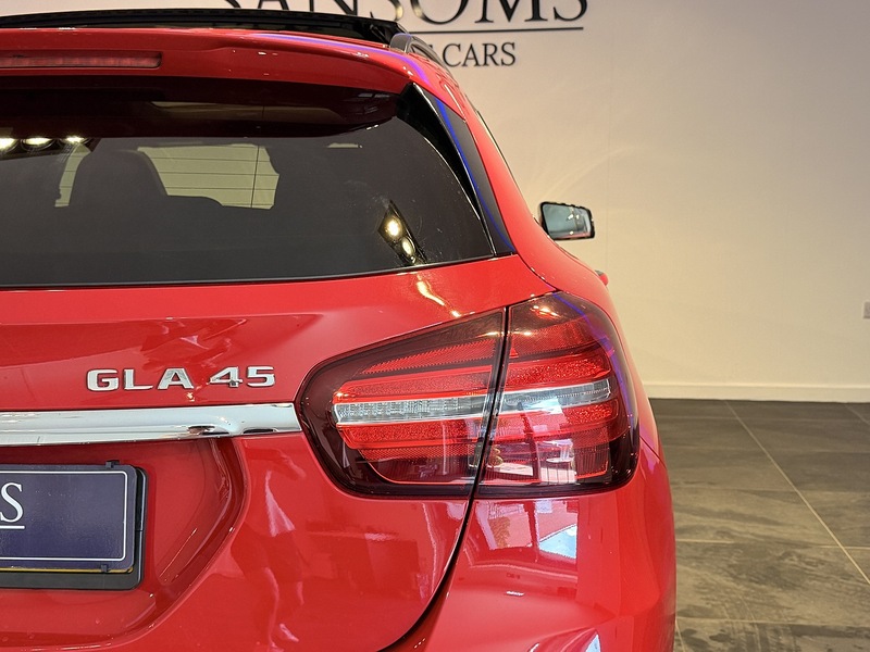 Mercedes-Benz GLA 2.0 GLA45 AMG (Premium) SUV 5dr Petrol AMG SpdS DCT 4MATIC Euro 6 (s/s) (381 ps) - U291