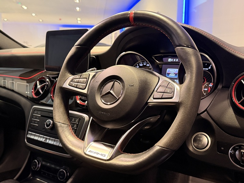 Mercedes-Benz GLA 2.0 GLA45 AMG (Premium) SUV 5dr Petrol AMG SpdS DCT 4MATIC Euro 6 (s/s) (381 ps) - U291