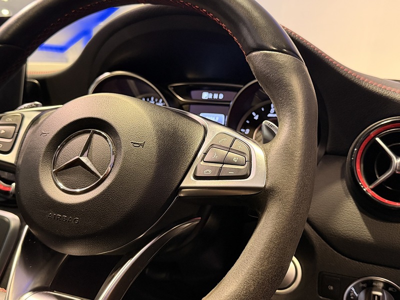 Mercedes-Benz GLA 2.0 GLA45 AMG (Premium) SUV 5dr Petrol AMG SpdS DCT 4MATIC Euro 6 (s/s) (381 ps) - U291